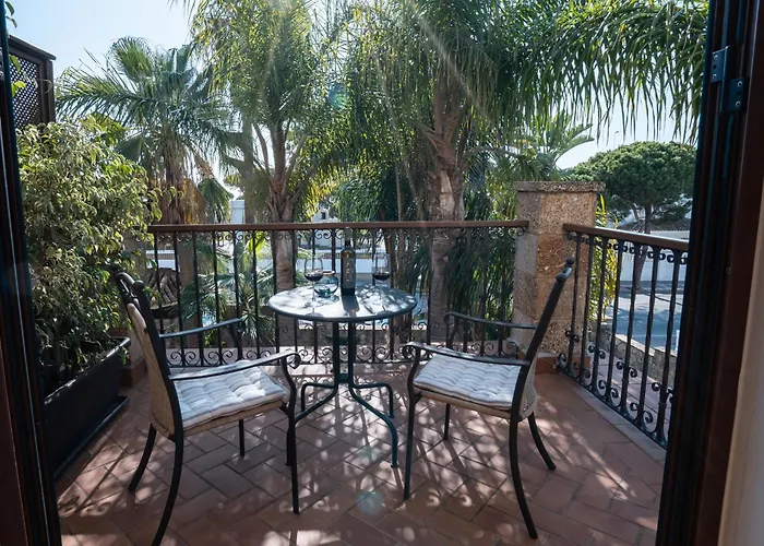 Hotel Azalea Playa Chiclana de la Frontera